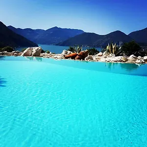 https://villa-romele.it-lombardy.com